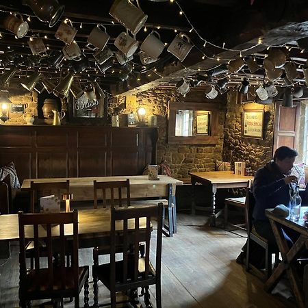 The Falkland Arms Chipping Norton Eksteriør bilde